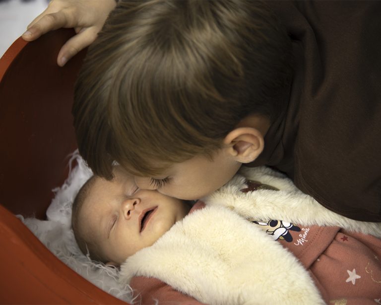 sesion-fotos-navidad-madrid-boadilla-pozuelo-aravaca-villaviciosa-alcorcon-mostoles-fuenlabrada-leganes-getafe-rozas-majadahonda-newborn-bebe-hermanos