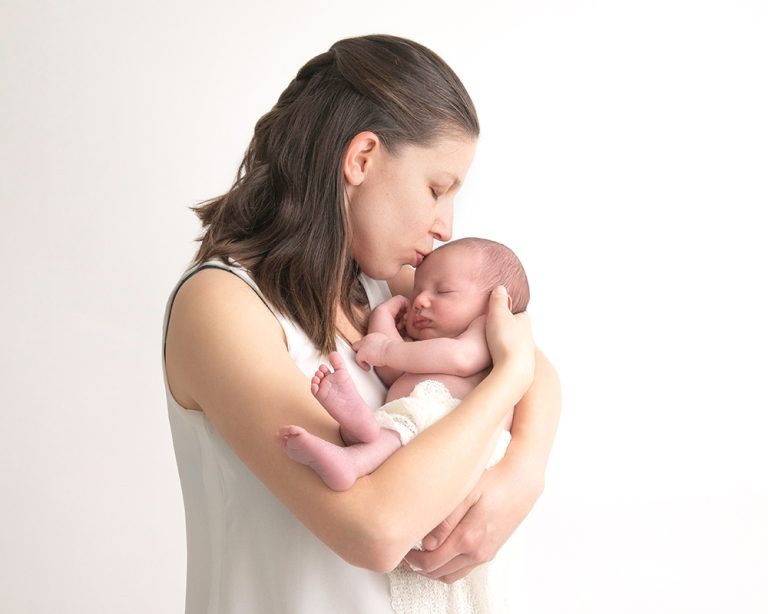 fotografia-bebe-newborn-recien-nacido-madrid-alcorcon-mostoles-boadilla-pozuelo-villaviciosa-majadahonda-rozas-embarazo-madre