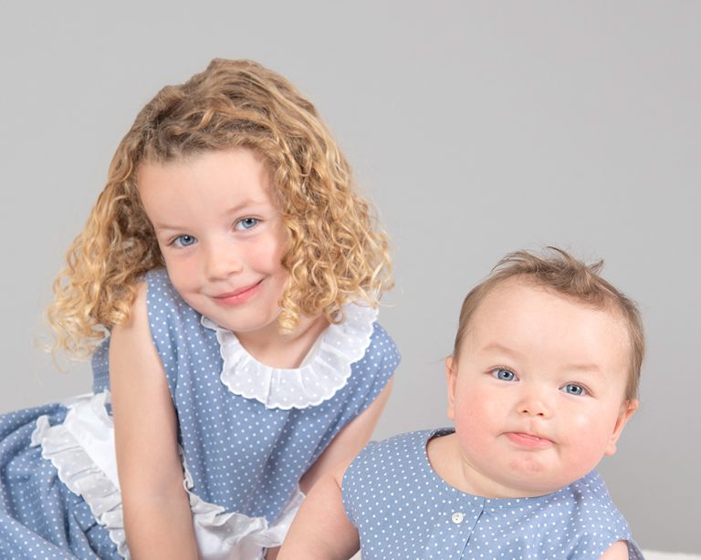 fotografia-hermanos-familia-hijos-niños-niñas-bebes-madrid-alcorcon-boadilla-pozuelo-mostoles-aravaca