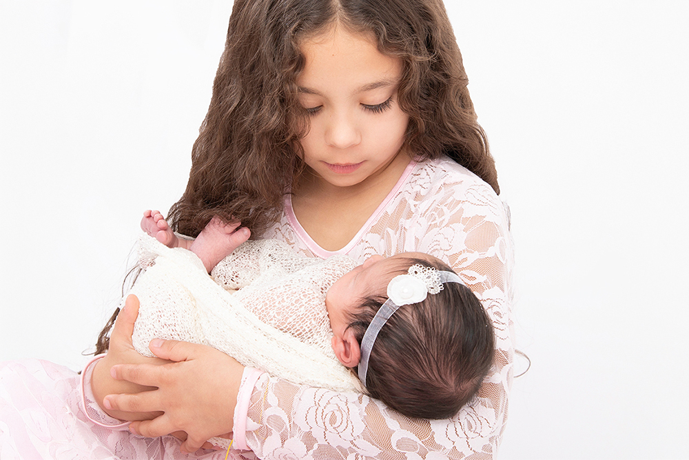 fotografia-hermanos-bebe-newborn-madrid-mostoles-alcorcon